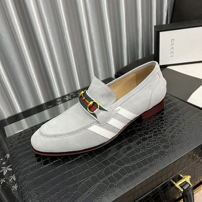 G*u*i leather shoes